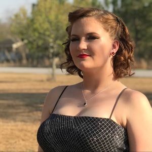 Meet your Posher, Teagen